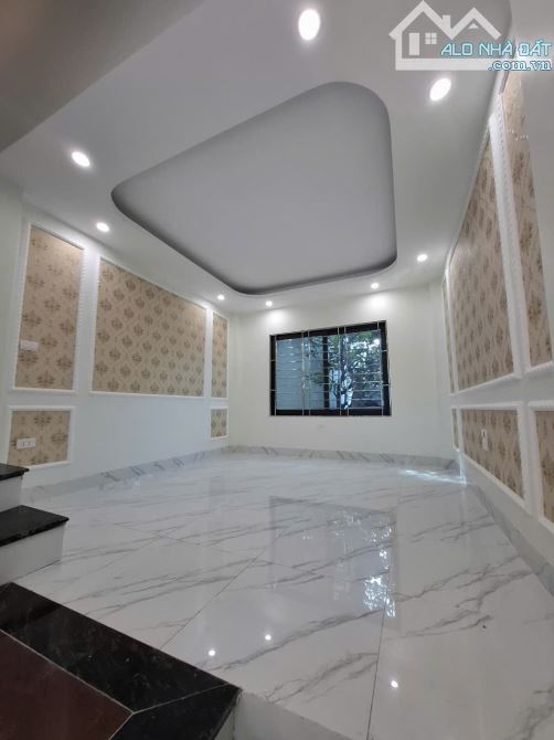 Chính chủ bán nhà Hữu Hòa 40m2, trước sau đều thoáng, ngõ rộng ô tô đỗ - 7