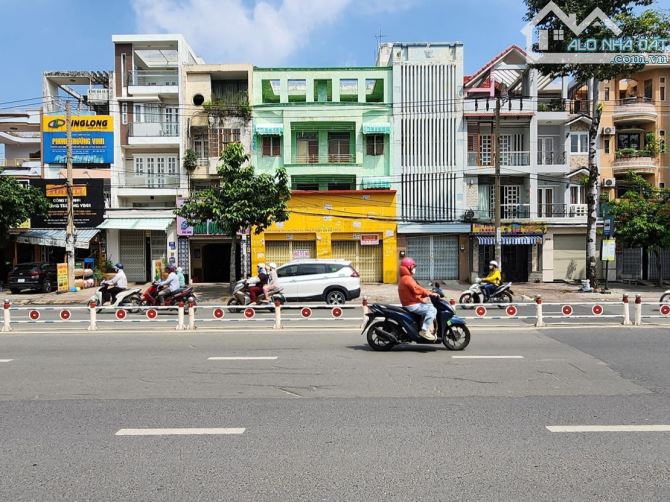 Bán nhà khu Tên Lửa mặt tiền đường Tên Lửa quận Bình Tân. Giá 43ty TL