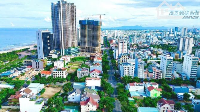 Bán nhà 2 tầng 110m2 đường Nguyễn Xuân Khoát -Song Song Phạm Văn Đồng, Đà Nẵng