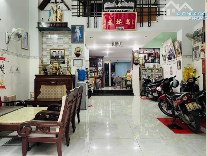 Bán nhà HXH CỘNG HOÀ P13 TÂN BÌNH 100m2 (5.3x19) 4 Tầng Chỉ 13.x Tỉ