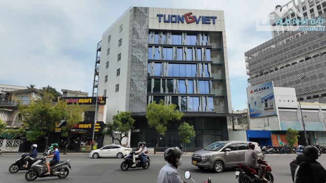 Vị trí đẹp,bán tòa building MT Nguyễn Văn Trỗi Q Phú Nhuận, DT 20 x 23m, HĐT 1 tỷ 400 triệ