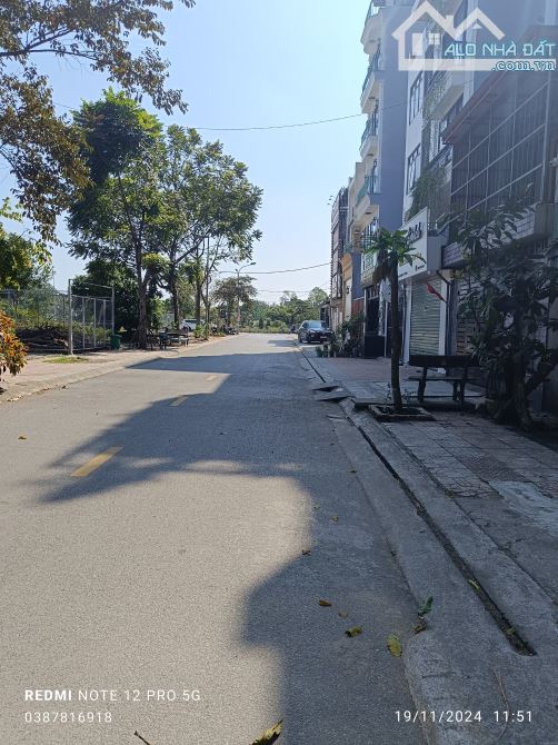 Nhà phố Trường Lâm, Ngô Gia Tự 80m, 3tầng, mặt tiền 5m, giá 20tỷ.