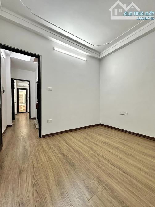 Bán nhà 5 tầng ngõ 217 Trần Phú sau nhà có khe thoáng giá đầu tư chỉ 6 tỷ sổ đỏ chính chủ - 10