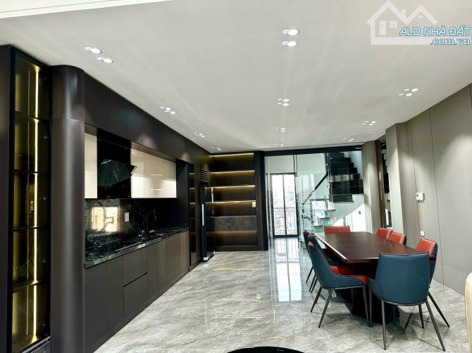 Bán nhà mặt phố Hồng Tiến, 77m2, 8 tầng, mt khủng 8m, bể bơi, full nội thất, 36 tỷ - 1