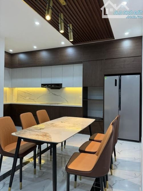 VƯƠNG THỪA VŨ - THANH XUÂN - 48,6M2 x 4TẦNG - MT 8,55M- Ô TÔ- PHÂN LÔ- NHÀ MỚI - HƠN 11 TỶ - 1