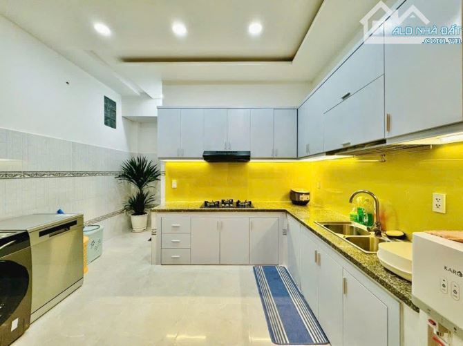 Bán nhà hẻm 1/ Đặng Văn Ngữ, Phú nhuận. 51m²/ 1Tỷ 550 đang cho thuê 12tr/tháng. Sổ riêng - 1