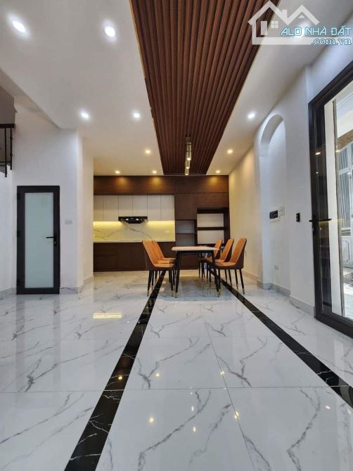 BÁN NHÀ PHỐ VƯƠNG THỪA VŨ, THANH XUÂN, HÀ NỘI – 50M², 4 TẦNG, Ô TÔ ĐỖ CỬA, GIÁ 11 TỶ - 1