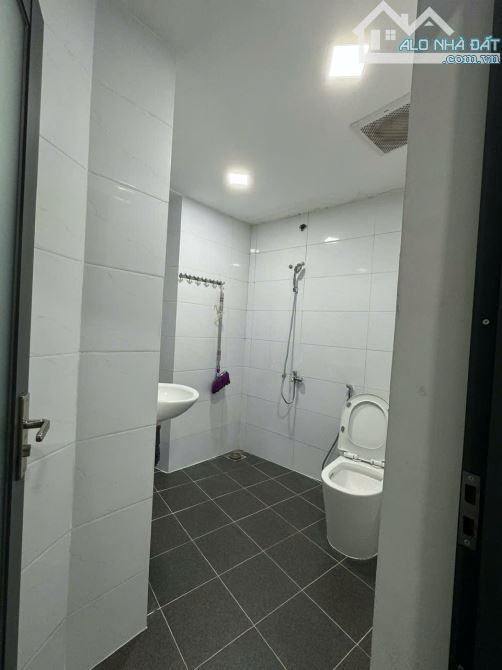 Nhà góc 2 mặt tiền đường Hoàng Văn Thụ, Phương Sài, DT 50m2, đoạn 2 chiều, giảm còn 6.4 tỷ - 1