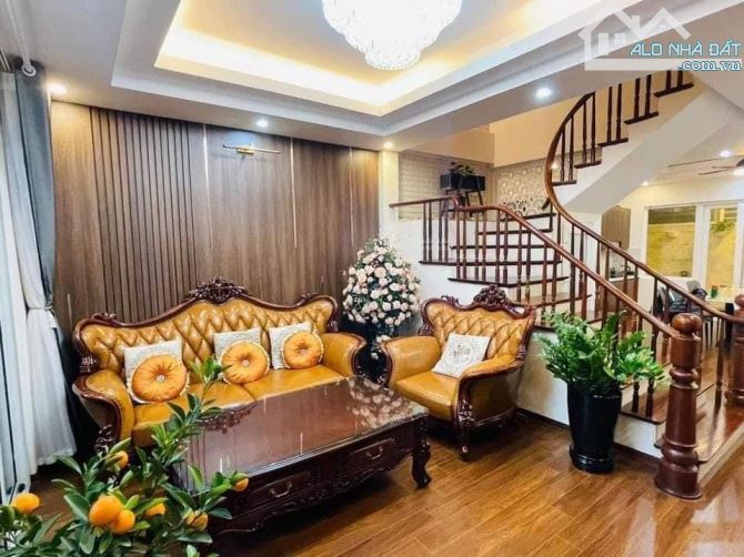 PHÂN LÔ CÔNG VIÊN NGHĨA ĐÔ 68M2, VỈA HÈ RỘNG Ô TÔ TRÁNH KD GIÁ HƠN 17 TỶ