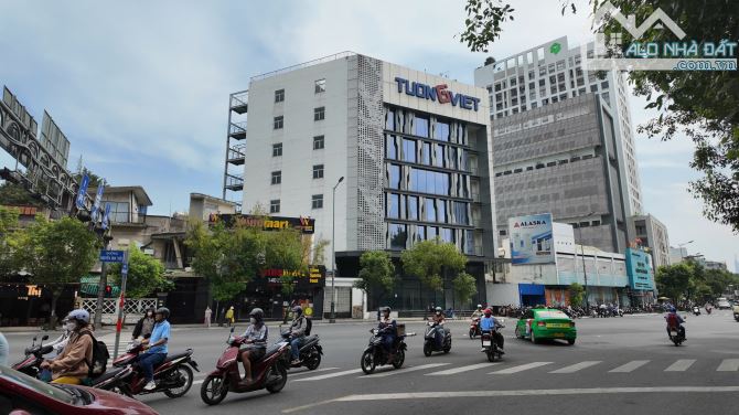 Vị trí đẹp,bán tòa building MT Nguyễn Văn Trỗi Q Phú Nhuận, DT 20 x 23m, HĐT 1 tỷ 400 triệ - 1