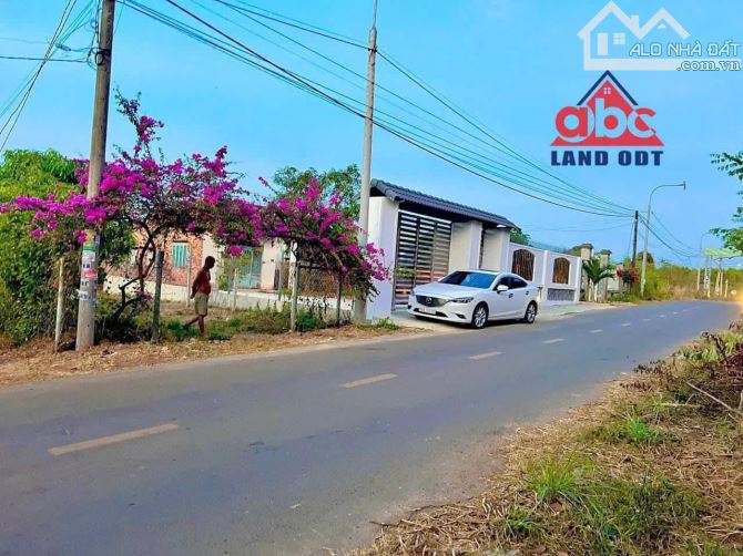 1 tỷ hơn sở hữu ngay lô đất 500m2 (7*73) SHR đường nhựa 7m gần thị trấn. - 1