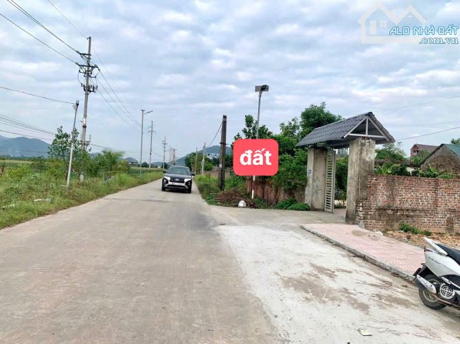 TRỤC BÌA LÀNG LIÊN XÃ HIỀN NINH -SÓC SƠN. 100M FULL ĐẤT Ở. GIÁ CHỈ 3x TRIỆU. - 1