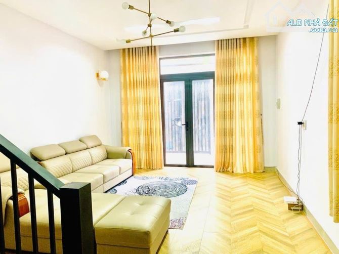 Nhà bán Đường Lâm Văn bền quận 7 - 2