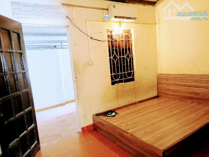 Siêu Hiếm , Vĩnh Hưng Bán Đất tặng nhà C4 Hai Mặt Tiền Ngõ Thông KD 68m Chỉ 7 Tỷ nhỉnh - 2