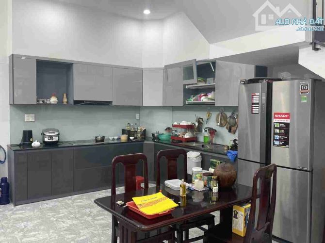 NHÀ 2 TẦNG 2 MÊ ĐẸP 125.5M2, MT 5M, ĐƯỜNG 10,5 XỊN MỚI XÂY NĂM 2022 - VÀO Ở NGAY - MẶT PHỐ - 2