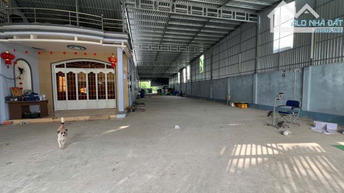 Chính chủ bán kho 1500m2, 300m2 thổ cư, thuận tiện làm kho bãi, nhà xưởng, v.v... - 2