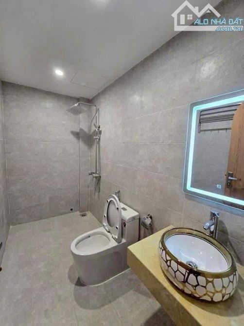 Tránh phải leo cầu thang nhiều nhà cấp 4 🏡🏡Phan Xích Long PN chỉ 2Tỷ/52m2 Shr gần BHXanh - 2