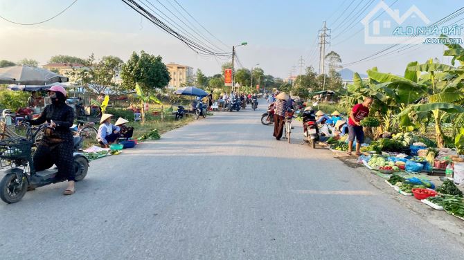 TRỤC BÌA LÀNG LIÊN XÃ HIỀN NINH -SÓC SƠN. 100M FULL ĐẤT Ở. GIÁ CHỈ 3x TRIỆU. - 2