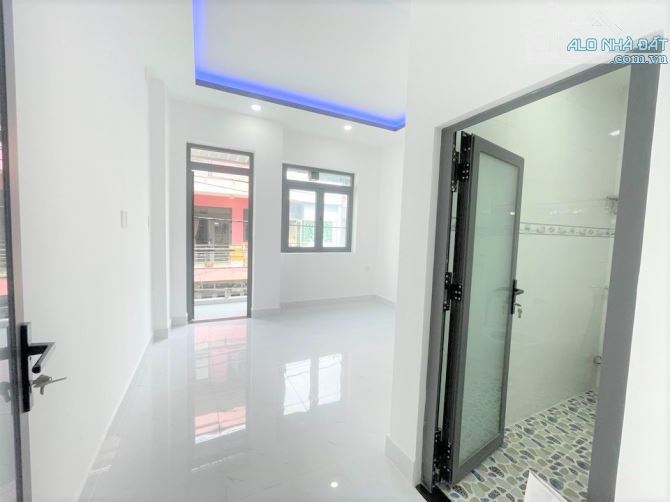 Nhà đẹp gần chợ tân mỹ, đường số nguyễn thị thập đường oto, tiện mua bán kinh doanh. - 2