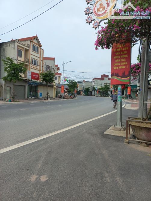 Bán nhanh 100m đất mặt đường 179, kinh doanh đẳng cấp nhất tại Văn Giang. Cách Vin 300m - 2