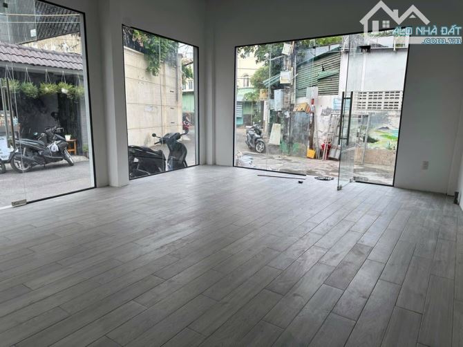 HIẾM!  LÔ GÓC 2 MẶT TIỀN KINH DOANH - LÊ TRỰC - 62m2 (8x7,8) - 7,1 TỶ - 2