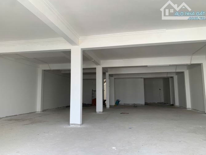 Bán nhà 1 trệt 3 lầu ngay mặt tiền đường Phạm Văn Thuận, P.Tam Hiệp, TP.Biên Hòa - 3