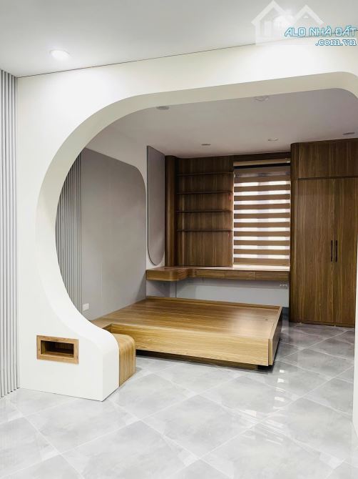 Nhà mới đệp ở ngay Nguyễn Lương Bằng Đống Đa. DT44m, 6 tầng 5 ngủ, MT4m Giá 11.5 tỷ - 3