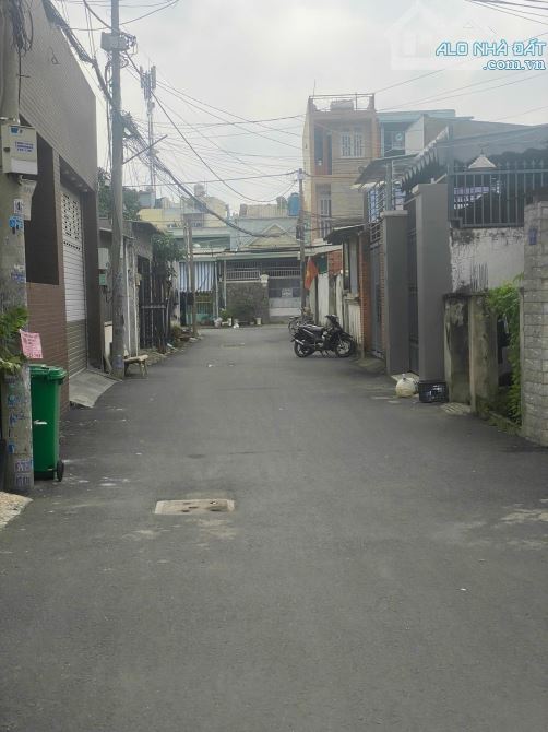 Nhà mặt tiền đường 22 linh đông, TP Thủ Đức  - 16,5 tỷ / 200 m2 - 3