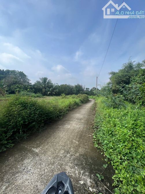 Lô đất với 17m ngang mặt tiền đường Hưng Định 12, View Rạch sạch sẽ, Gần Cầu Ngang Hưng Đị - 4