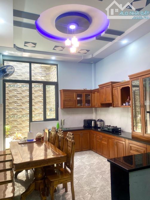 QUẬN 12, TÂN CHÁNH HIỆP- BÁN NHÀ 96M2, 4 TẦNG, KHU PHÂN LÔ CAO CẤP CHỈ 6.7 TỶ - 5