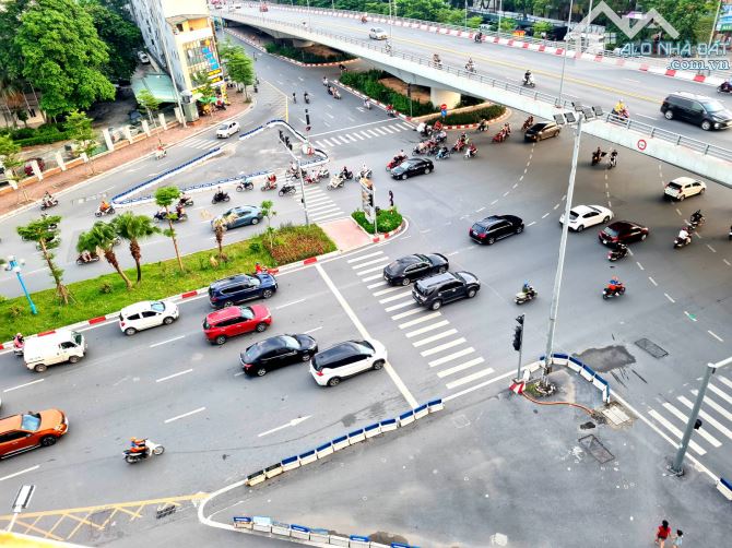 Bán nhà ngã tư Hoàng Quốc Việt giao Nguyễn Văn Huyên, kinh doanh, ở, view siêu đẹp - 5