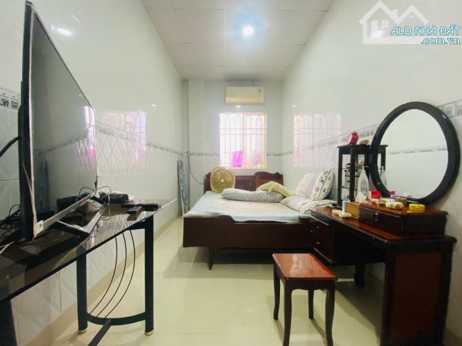 Gía Sốc 2,19tỷ TL-Bán nhà ĐẸP đường xe nhỏ sát Hà Huy Giáp chỉ 1căn là tới P Quyết Thắng - 7