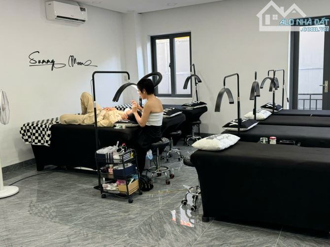 Nhà góc 2 mặt tiền đường Hoàng Văn Thụ, Phương Sài, DT 50m2, đoạn 2 chiều, giảm còn 6.4 tỷ - 8