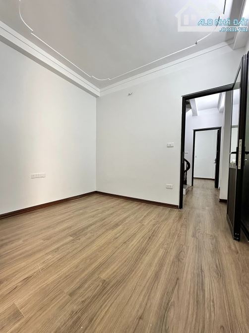 Bán nhà 5 tầng ngõ 217 Trần Phú sau nhà có khe thoáng giá đầu tư chỉ 6 tỷ sổ đỏ chính chủ - 9