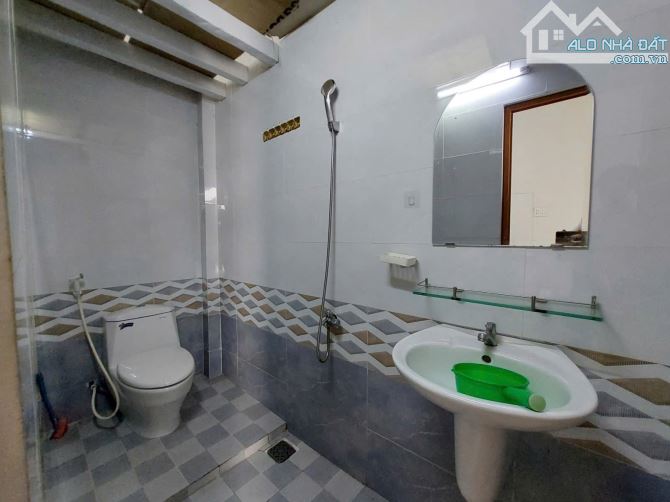 NHÀ 2 TẦNG MỚI ĐẸP, 74M2, MẶT TIỀN LÊ LỢI VÀI BƯỚC CHÂN, HXH THÔNG - CHỈ 3.7 TỶ TL - 9