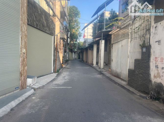 Bán gấp đất thạch bàn long biên, 45m, ngõ thông, ô tô ngủ trong đất