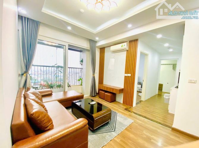 Cho thuê chung cư 349 Vũ Tông Phan 70m2, 2 ngủ, 2 wc giá 14 tr/th