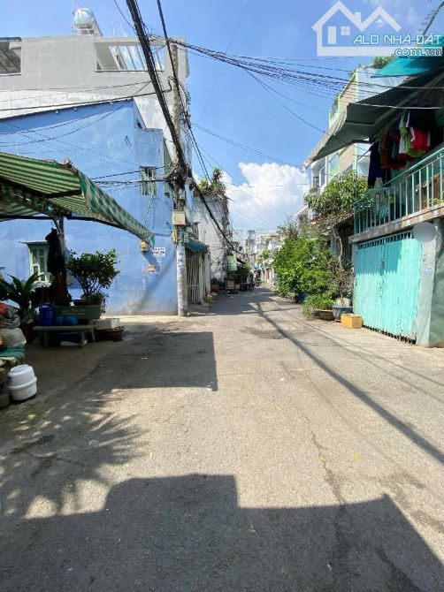 Bán Nhà HXH, Nở Hậu Bà Hom, Phường 13, Quận 6. DT 83m2 x 2 tầng (4 x 24). Giá 6.1 tỷ TL.