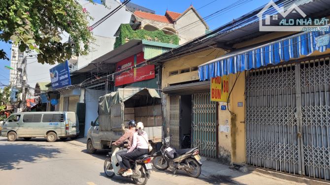 Nhà mặt phố Cầu Cốc 95m giá 13.9 tỷ sổ đỏ cc, view Vinsmart city
