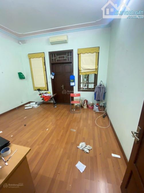 Cho thuê nhà mặt ngõ 31 phố Trần Quốc Hoàn, Diện tích 65m2 x 4 tầng ngõ rộng để ô tô - 1