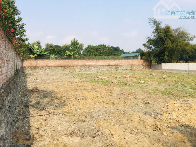 Lô đất view hồ đông xuân, ngoài quy hoạch,sẵn sổ vuông 1000m giá 8,6tr/m sổ hồng cc luôn - 1