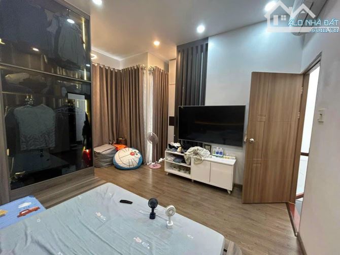 Ở NGAY! Bán Nhà 4 Tầng Cực Đẹp Trần Quang Khải, 52m2, 8.5 Tỷ - 1