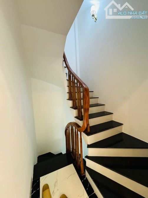 PHỐ HIẾM NHÀ BÁN DƯƠNG VĂN BÉ VĨNH TUY 35M 5T NHÀ MỚI NGÕ NÔNG SÁT TRƯỜNG GIÁ HƠN 6 TỶ