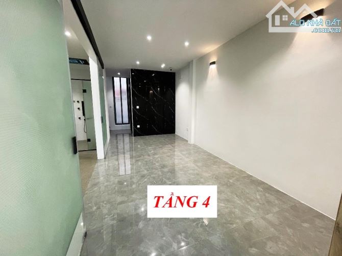 Bán Gấp nhà Phố  Yên Lạc 80/82m2 / cao 6 tầng/ MT= 6.1m / giá  27.2 tỷ - 15