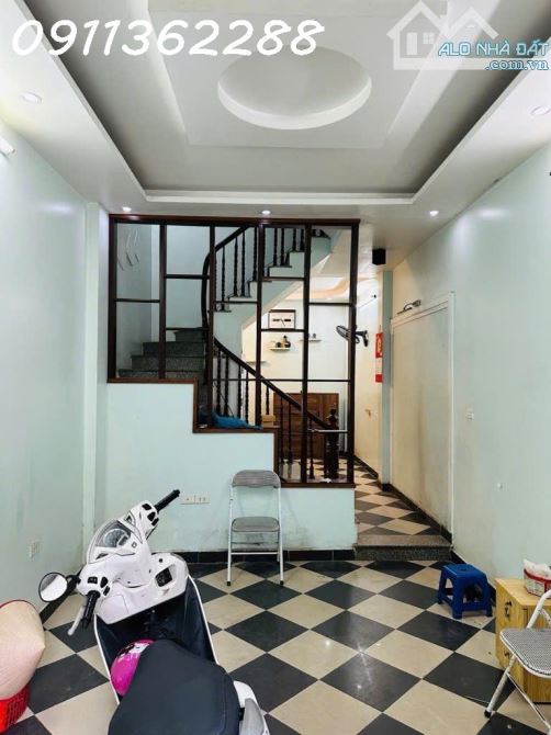 Bán nhà 36m² 5 tầng, 4PN, ngõ Quan Nhân, Thanh Xuân, 7.8 tỷ, sổ đỏ - 2