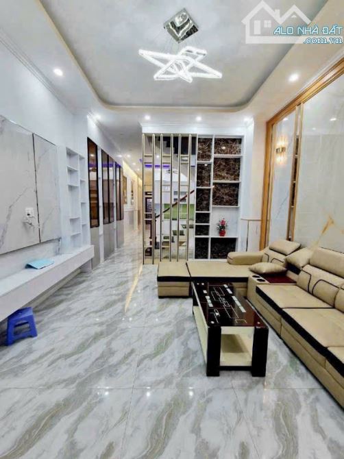 Bán nhà 1 trệt 2 lầu sổ riêng thổ cư p. Trảng Dài - 2