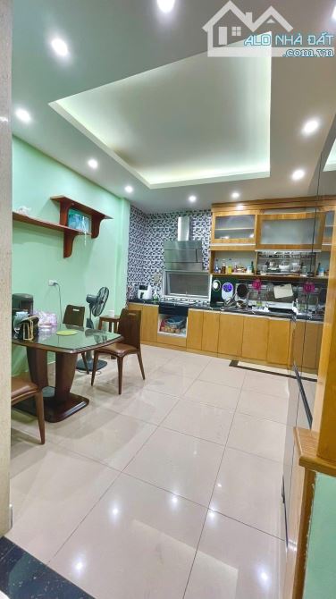 Phân Lô Ô Tô Kinh Doanh Phố Phùng Chí Kiên DT 65M 5T Thang Máy MT 4M Giá 19,9Tỷ. - 2
