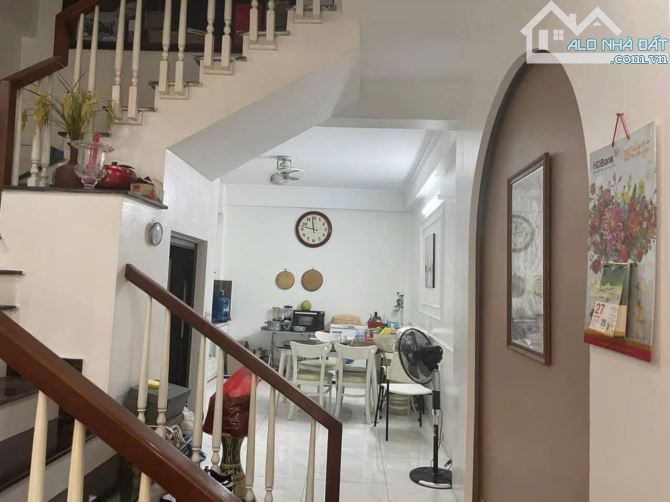 Bán nhà đẹp ngõ phố Điện Biên Phủ Tp Hải Dương - 2