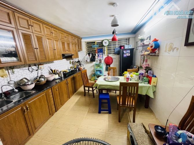 NHÀ ĐẸP NGÕ 298 NGỌC HỒI, Ô TÔ VÀO, 60M2 MẶT TIỀN RỘNG 5,2M 7,6 TỶ - 2