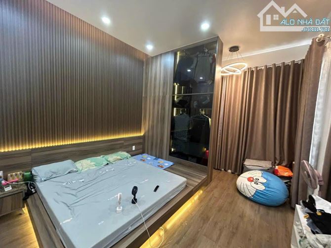 Ở NGAY! Bán Nhà 4 Tầng Cực Đẹp Trần Quang Khải, 52m2, 8.5 Tỷ - 2